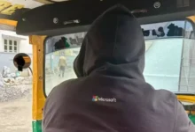 Kesepian, Insinyur Microsoft Bekerja Sampingan sebagai Tukang Becak