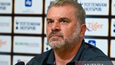 Van de Ven pertanyakan kebijakan Tottenham pecat Ange Postecoglou