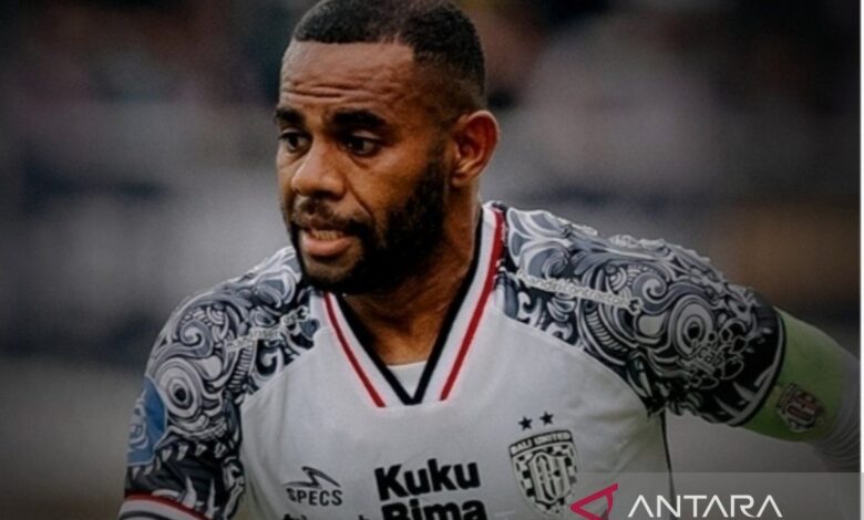 Bali United masih hanya pertahankan Yabes Roni