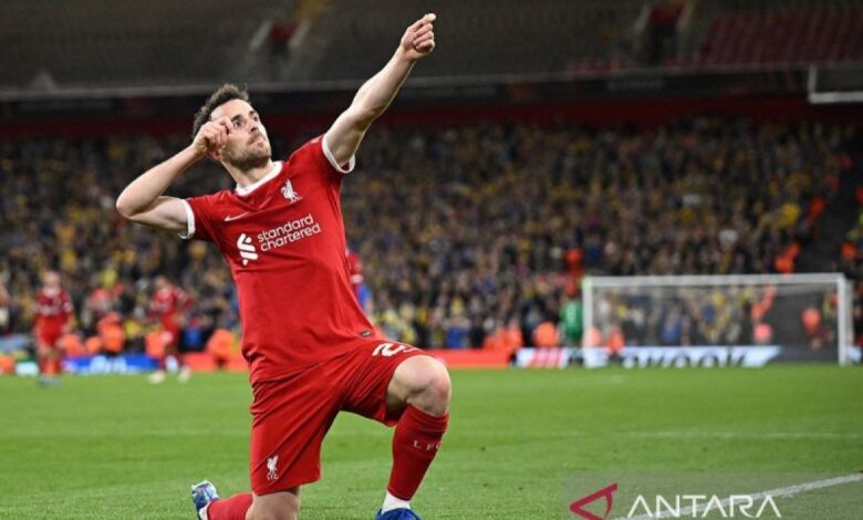 Lirik chant Diogo Jota yang dimaksud digunakan menyebar pada tribun Liverpool