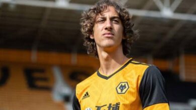 Dortmund di tempat area ambang dapatkan Fabio Silva dari Wolves