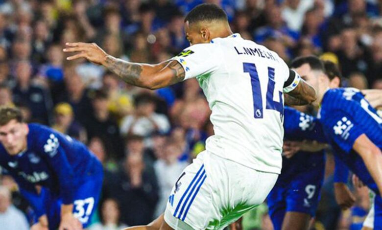 Leeds United raih kemenangan tipis satu-nol menghadapi Klub sepak bola Klub sepak bola Everton pada pekan pembuka