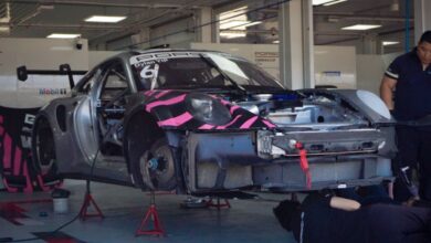 Logistik balap mobil Porsche tiba di area pada Sirkuit Mandalika