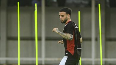 Calvin Verdonk main penuh ketika Nijmegan cukur Heracles 4-1