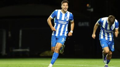 Brighton bantai Oxford United pada waktu Klub sepak bola Klub sepak bola Everton lalu Klub sepak bola Klub sepak bola Fulham ukir kemenangan