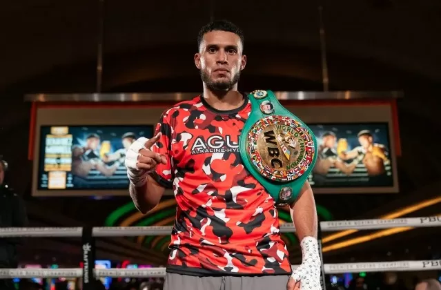 David Benavidez Jagokan Roy Jones Jr Meraih kemenangan Lawan Floyd Mayweather