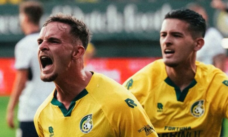 Duel Justin Hubner kontra Dean James berakhir imbang 2-2