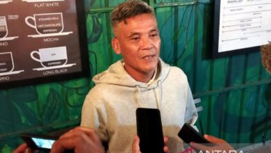 Paceklik ahli Indonesia di tempat tempat liga sendiri