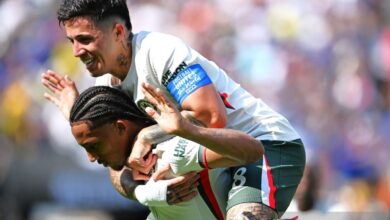 Kalahkan Klub sepak bola Klub sepak bola Fulham 2-0, Chelsea pimpin klasemen Turnamen Inggris