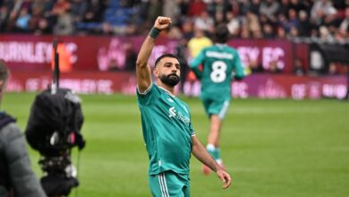 Liverpool menang dramatis satu-nol melawan Burnley berkat gol penalti Salah