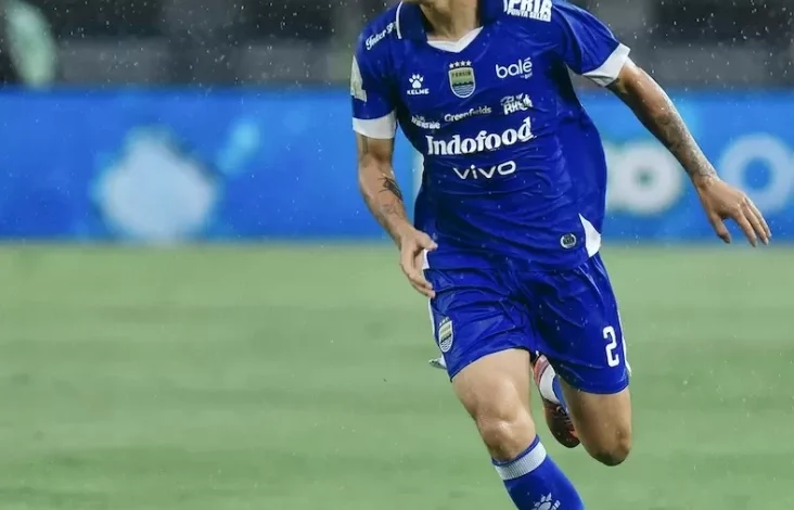 Thom Haye kemudian Eliano Reijnders Debut, Persib Bungkam Persebaya