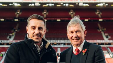 Gary Neville yakin Manchester United dapat finis enam besar