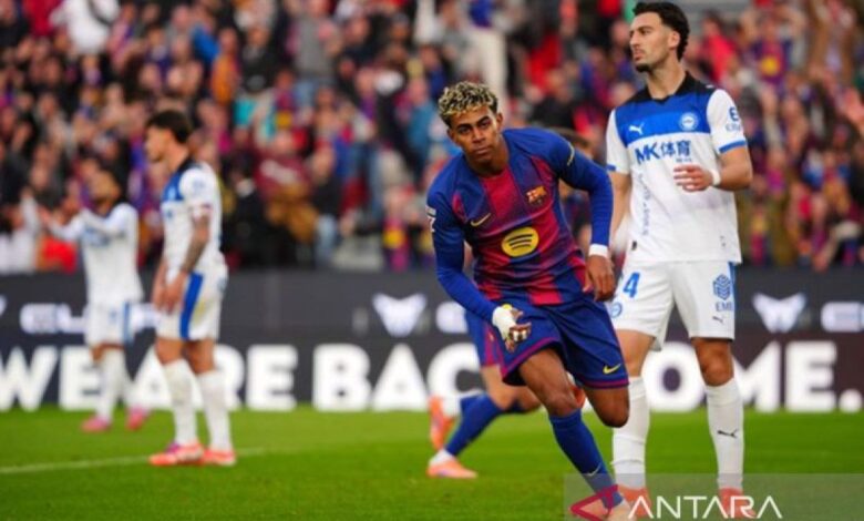 Kalahkan Alaves, Barcelona kudeta Real Madrid pada puncak klasemen