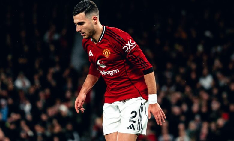 Dalot: Ditariknya kapten Bruno Fernandes kesempatan baik bagi pemain lain