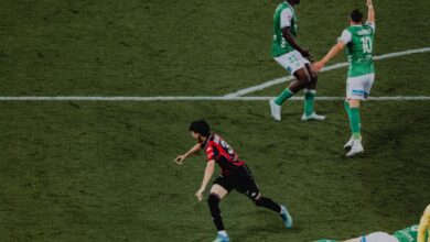 Nice bertahan ke Ligue 1 usai kalahkan St-Etienne 4-1