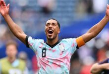 Gelandang anyar Manchester United, Youri Tielemans, menegaskan ambisinya untuk meraih berbagai trofi bersama Setan Merah. Pemain asal Belgia itu mengaku tidak sabar memulai petualangan barunya di Old Trafford dan ingin membantu klub kembali bersaing di level tertinggi.