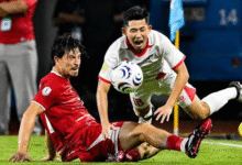 Timnas Indonesia harus menelan kekalahan telak 0-3 saat menjamu Vietnam pada matchday ketiga Grup A Piala AFF 2026. Bermain di Stadion Pakansari, Senin (3/8) malam WIB, Skuad Garuda gagal memanfaatkan status tuan rumah untuk meraih poin.